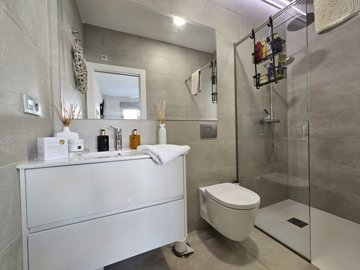 20241129120206xlarge