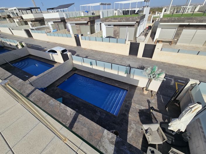 Image No.25-3 Bed Villa for sale