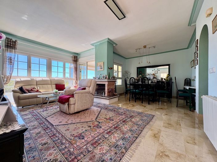 Image No.3-3 Bed Villa for sale