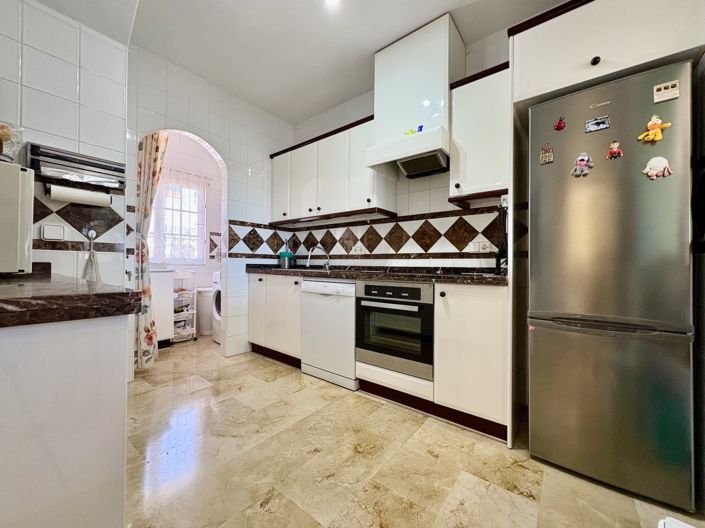 Image No.8-3 Bed Villa for sale