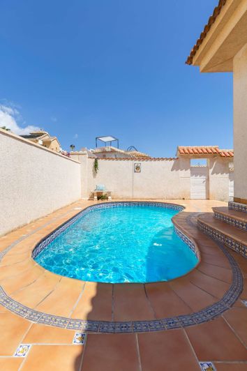 Image No.21-2 Bed Villa for sale