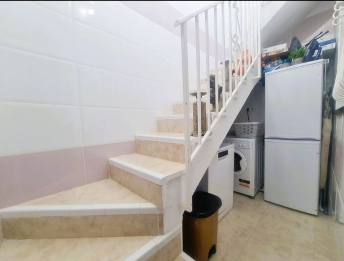 Image No.22-2 Bed House for sale