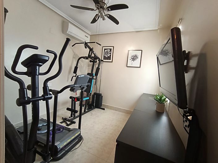 Image No.28-2 Bed House for sale