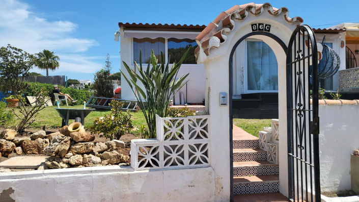 Image No.1-3 Bed Property for sale