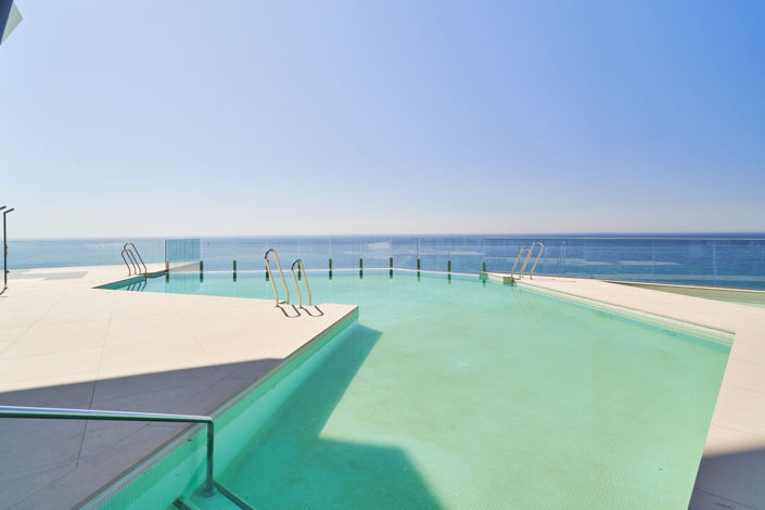 Image No.28-2 Bed Property for sale