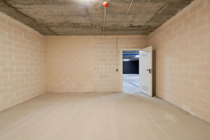 Image No.40-2 Bed Property for sale