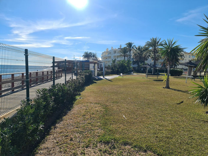 Image No.18-2 Bed Property for sale