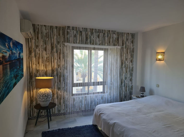 Image No.19-2 Bed Property for sale