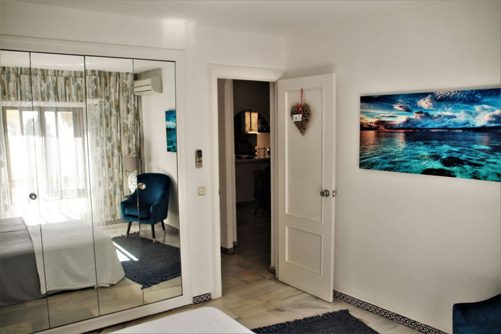 Image No.22-2 Bed Property for sale