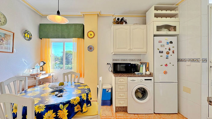 Image No.11-2 Bed Apartment for sale