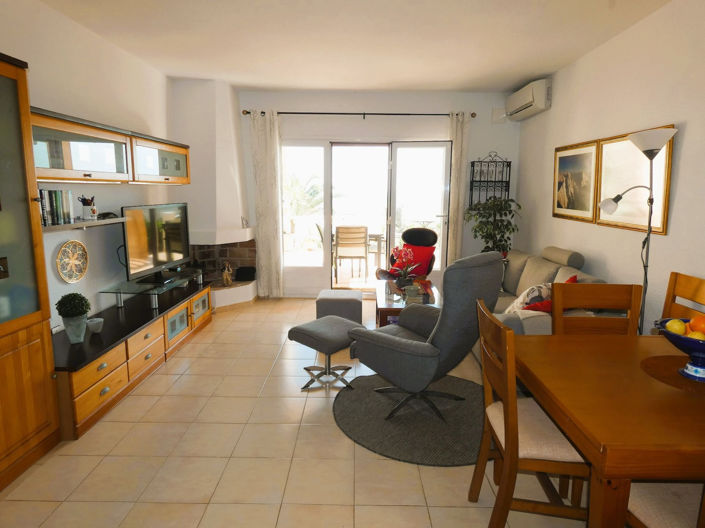 Image No.15-2 Bed Apartment for sale