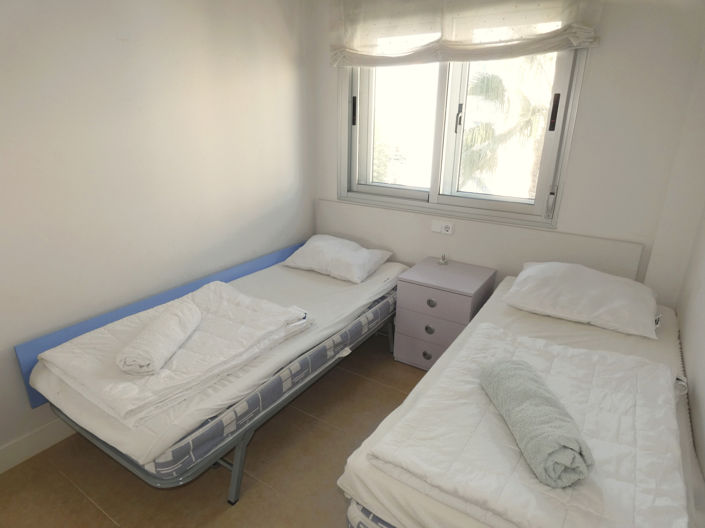 Image No.17-4 Bed Apartment for sale