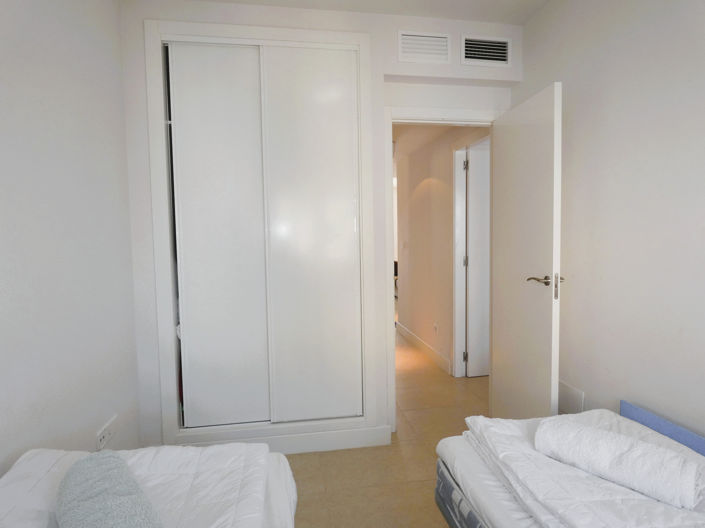 Image No.18-4 Bed Apartment for sale