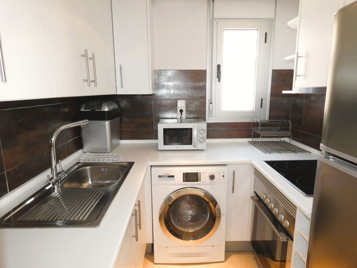 Image No.20-4 Bed Apartment for sale