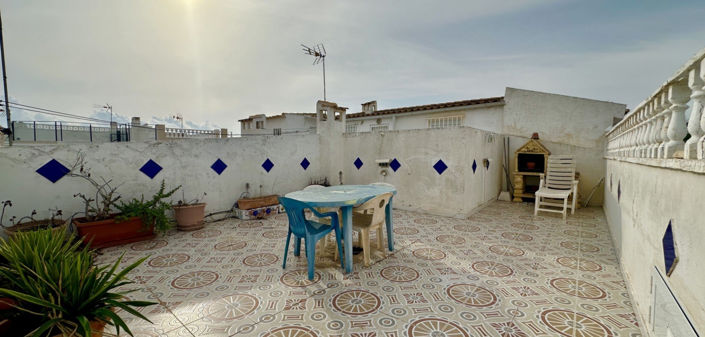 Image No.25-3 Bed Townhouse for sale