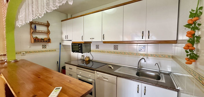 Image No.42-3 Bed Townhouse for sale