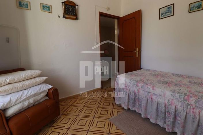 Image No.10-3 Bed Apartment for sale