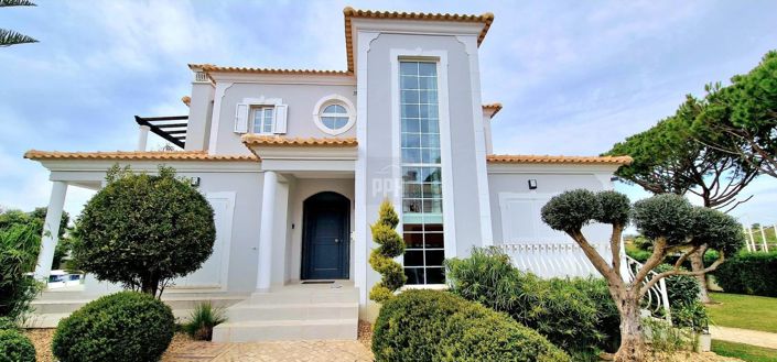 Image No.1-5 Bed Villa for sale