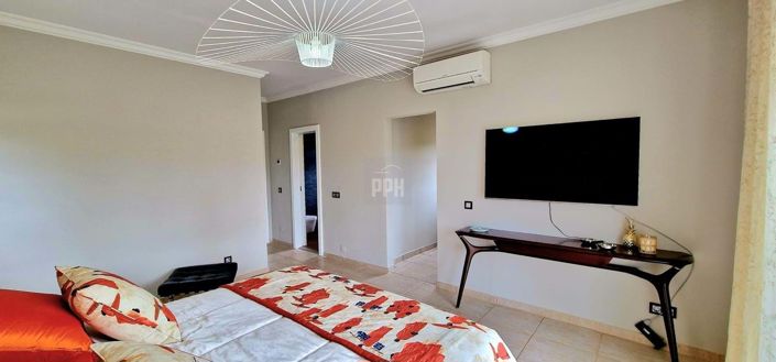 Image No.15-5 Bed Villa for sale