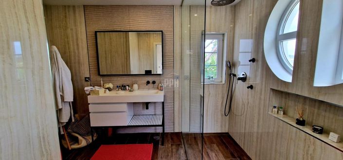 Image No.22-5 Bed Villa for sale