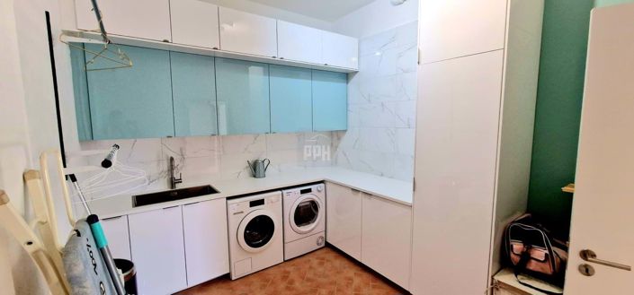 Image No.38-5 Bed Villa for sale