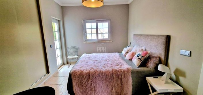 Image No.6-5 Bed Villa for sale