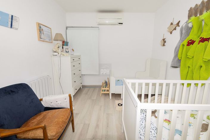 Image No.12-3 Bed Townhouse for sale