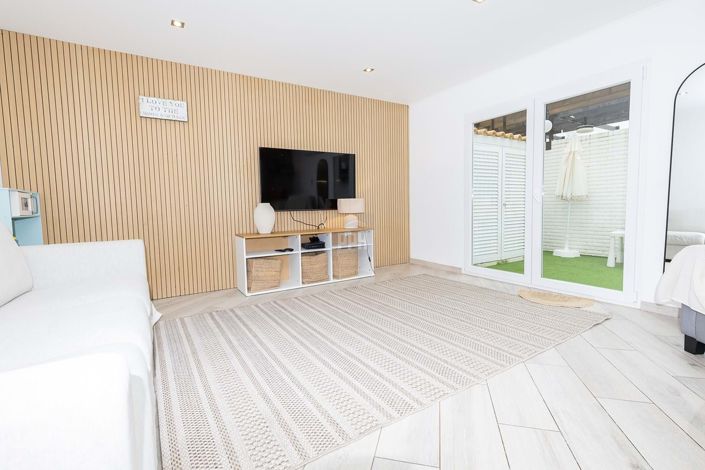 Image No.31-3 Bed Townhouse for sale