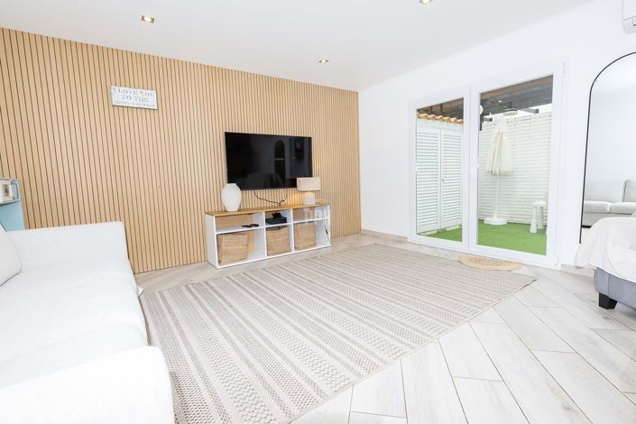 Image No.32-3 Bed Townhouse for sale