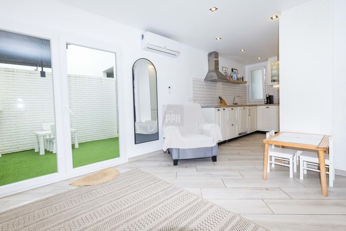 Image No.33-3 Bed Townhouse for sale