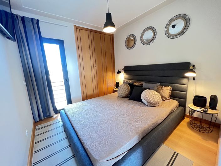 Image No.18-4 Bed Townhouse for sale