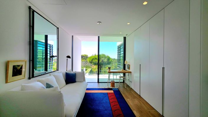 Image No.15-3 Bed Townhouse for sale