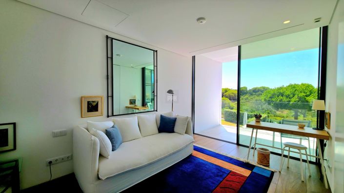 Image No.16-3 Bed Townhouse for sale