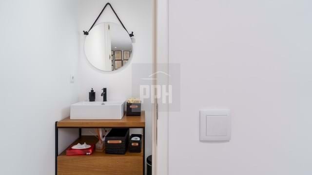 Image No.21-3 Bed Townhouse for sale