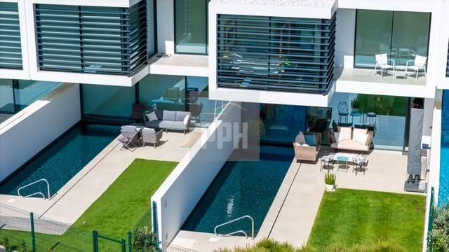 Image No.26-3 Bed Townhouse for sale