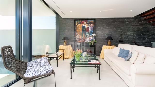 Image No.3-3 Bed Townhouse for sale