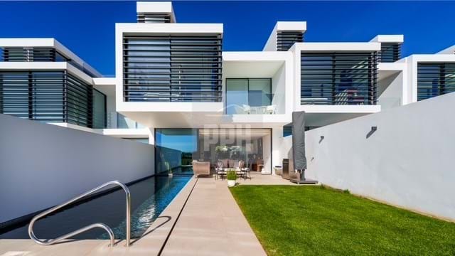 Image No.9-3 Bed Townhouse for sale