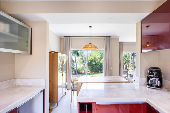 Image No.28-2 Bed Townhouse for sale