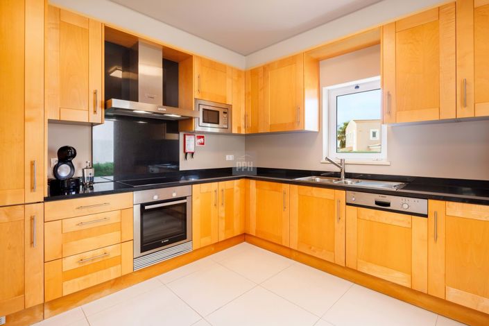 Image No.9-2 Bed Property for sale