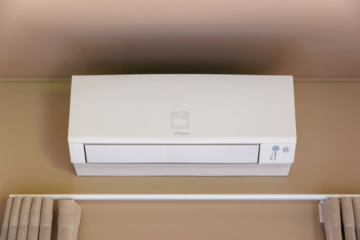 Image No.17-3 Bed Property for sale