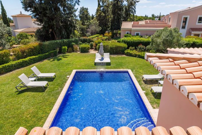 Image No.27-3 Bed Property for sale