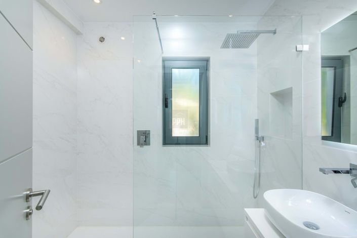 Image No.24-5 Bed Villa for sale