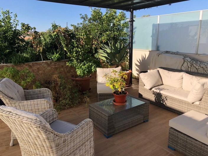 Image No.17-3 Bed Townhouse for sale