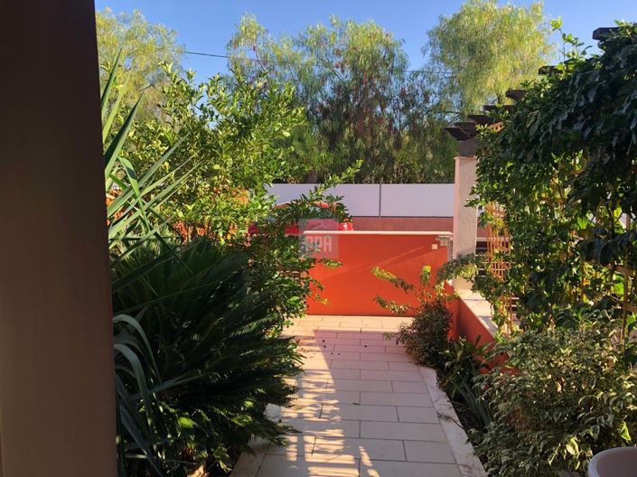 Image No.2-3 Bed Townhouse for sale