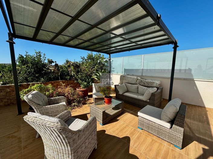 Image No.21-3 Bed Townhouse for sale