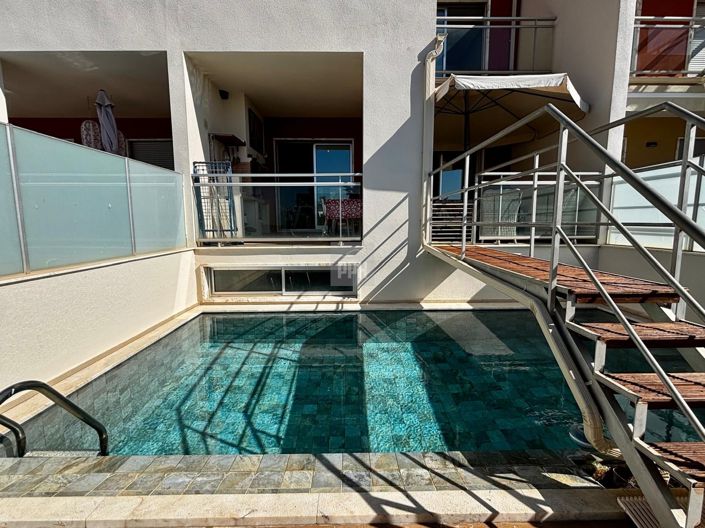 Image No.23-3 Bed Townhouse for sale