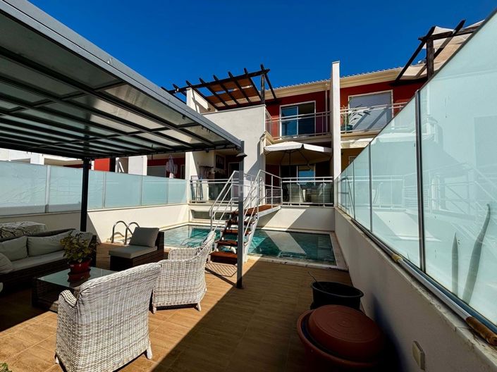 Image No.40-3 Bed Townhouse for sale