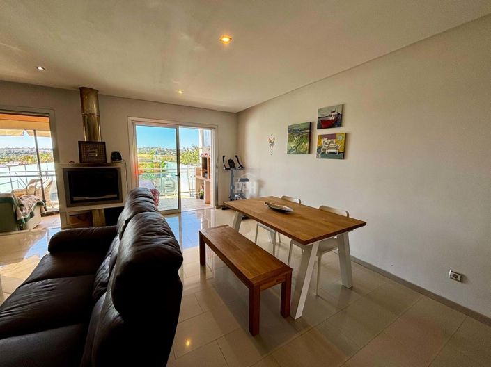 Image No.6-3 Bed Townhouse for sale