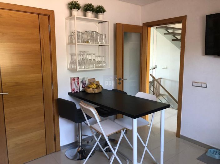 Image No.8-3 Bed Townhouse for sale