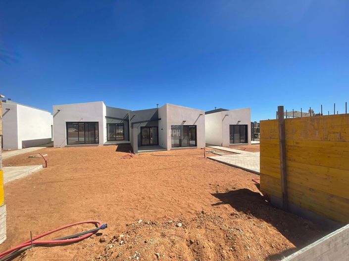 Image No.21-2 Bed Villa for sale